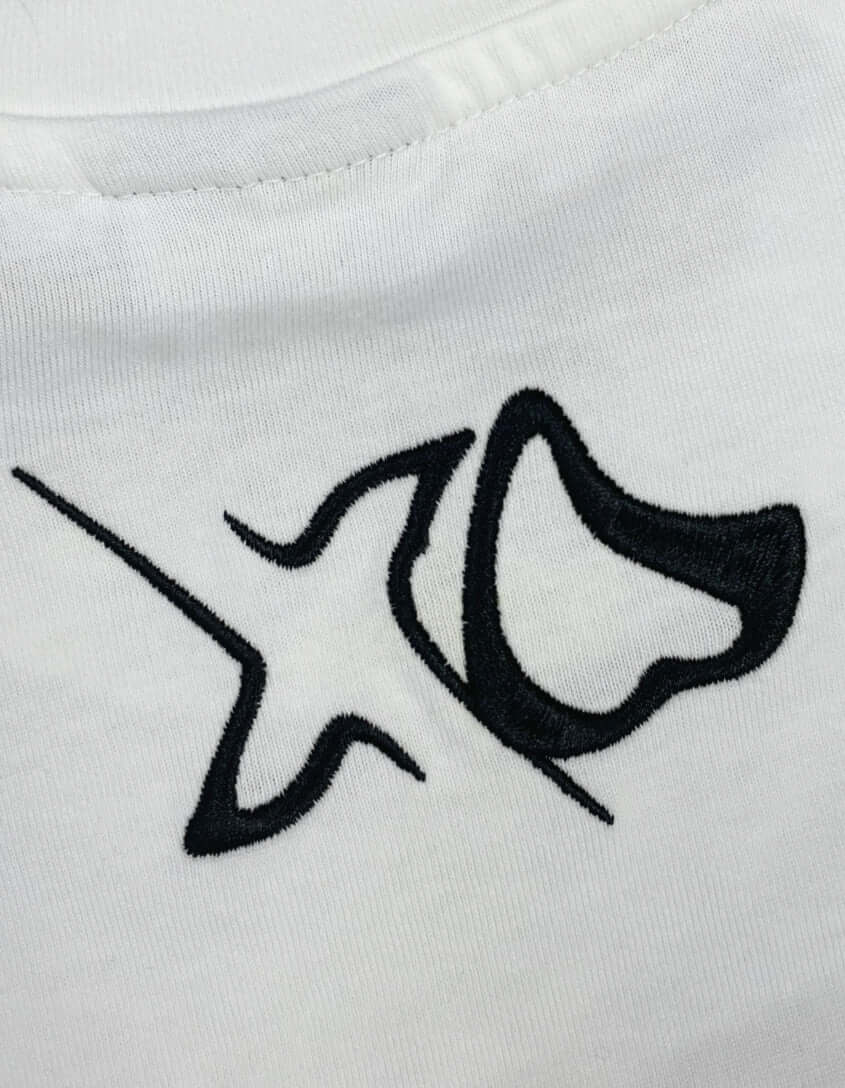 cropped_tshirt_weiss_stick-design_oversize_width_cotton_unisex_xodimension_clothing
