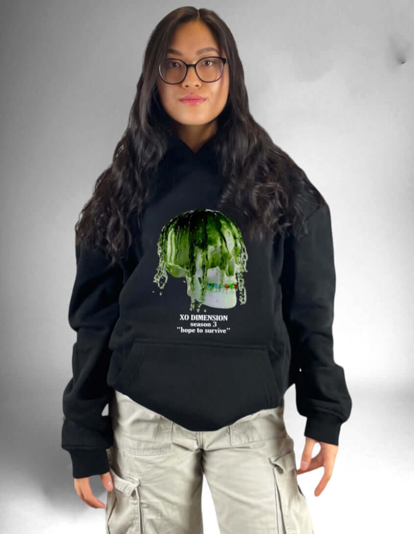 oversize_hoodie_schwarz_unisex_xodimension_season_3_frauen_clothing