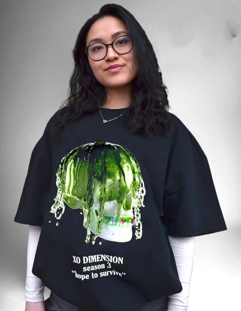 oversize_tshirt_schwarz_unisex_xodimension_season_3_frauen