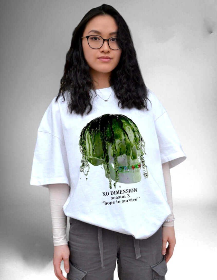 oversize_tshirt_weiß_unisex_xodimension_season_3_frauen
